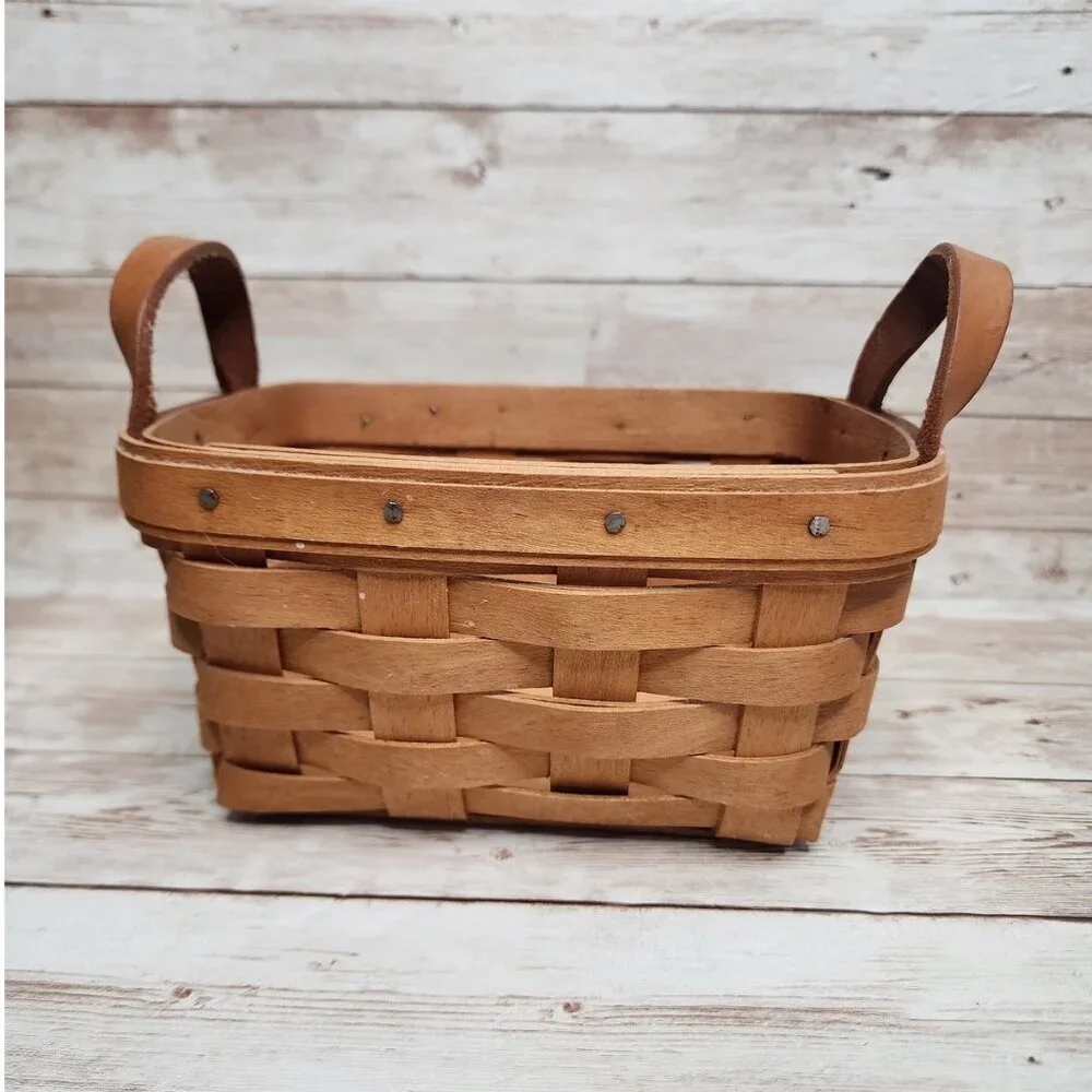 Longaberger Rectangular Tea Basket 10740 With Plastic Liner and Leather Handles